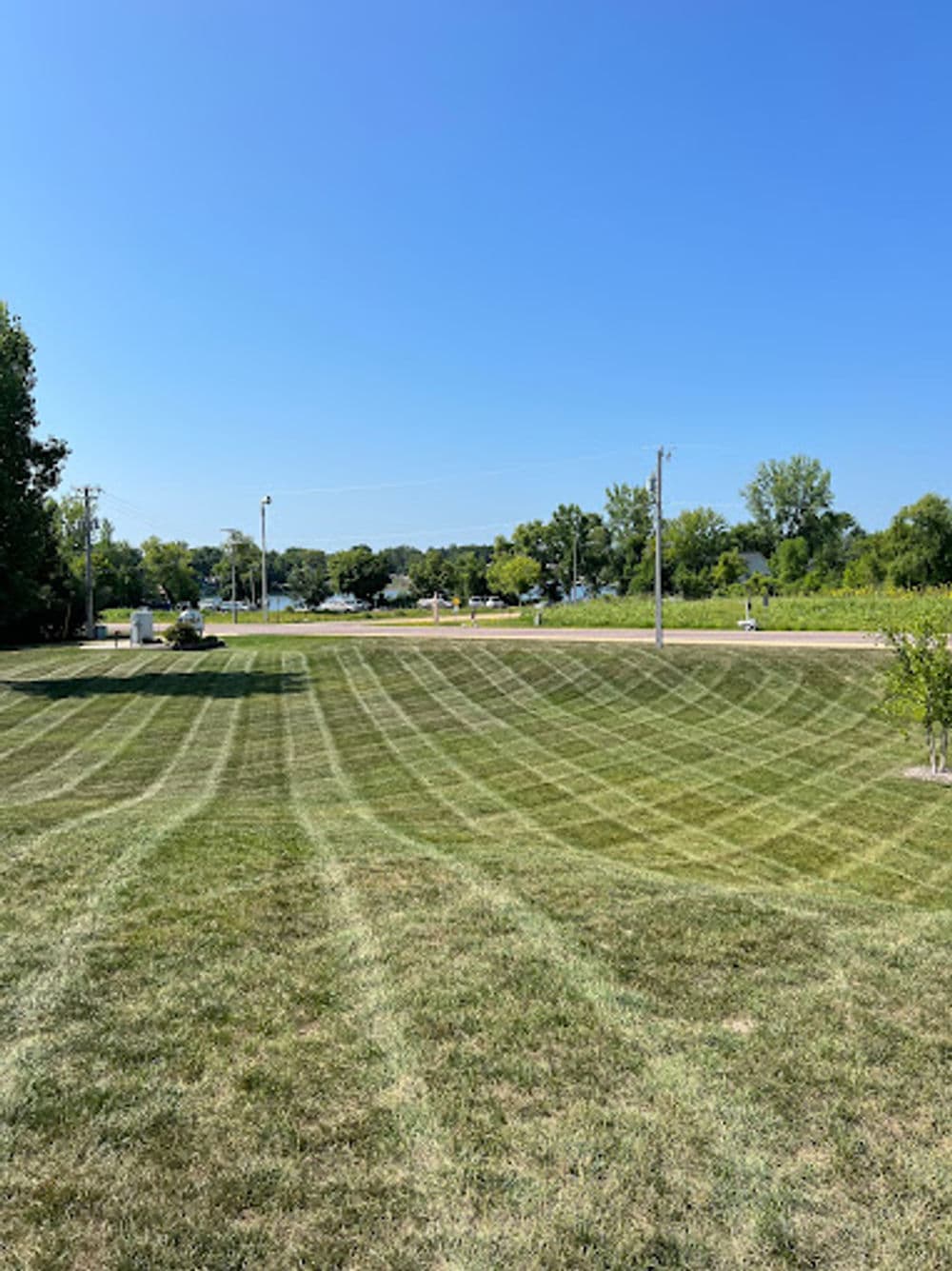 About McBroom Lawn Care